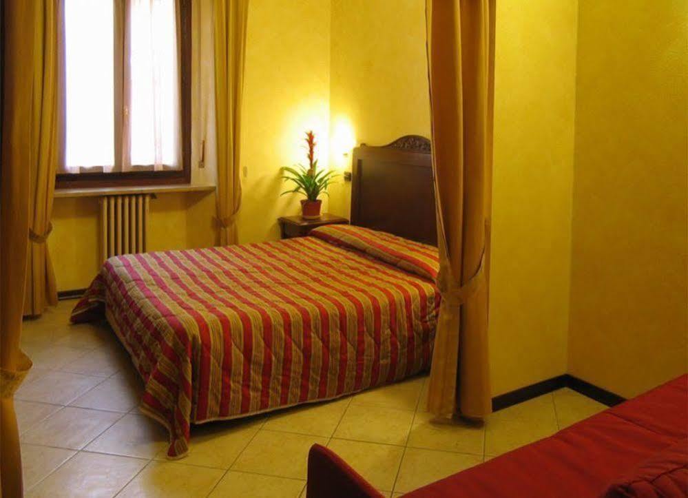 Limone Palace Aparthotel ลีโมเน เปียมอนเต ภายนอก รูปภาพ