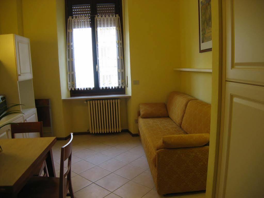Limone Palace Aparthotel ลีโมเน เปียมอนเต ภายนอก รูปภาพ