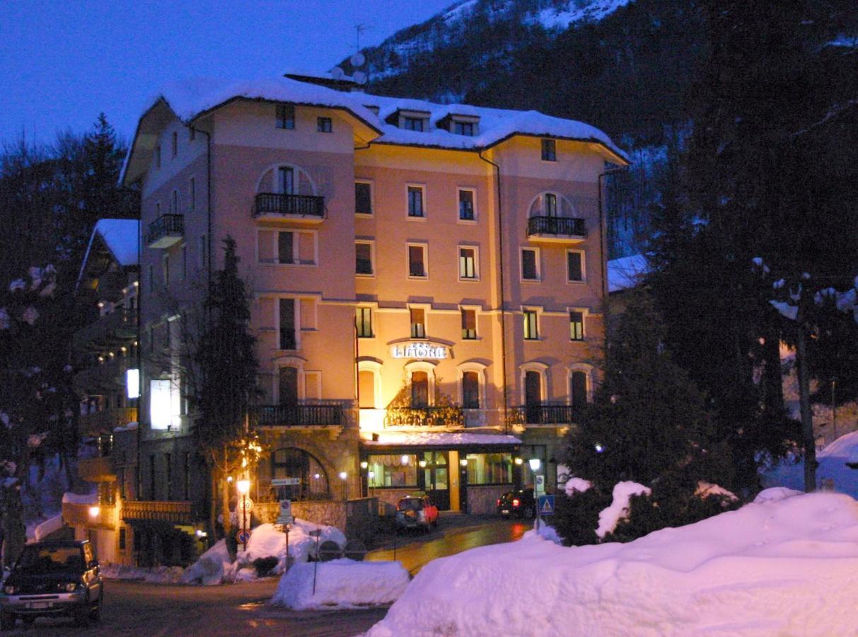 Limone Palace Aparthotel ลีโมเน เปียมอนเต ภายนอก รูปภาพ